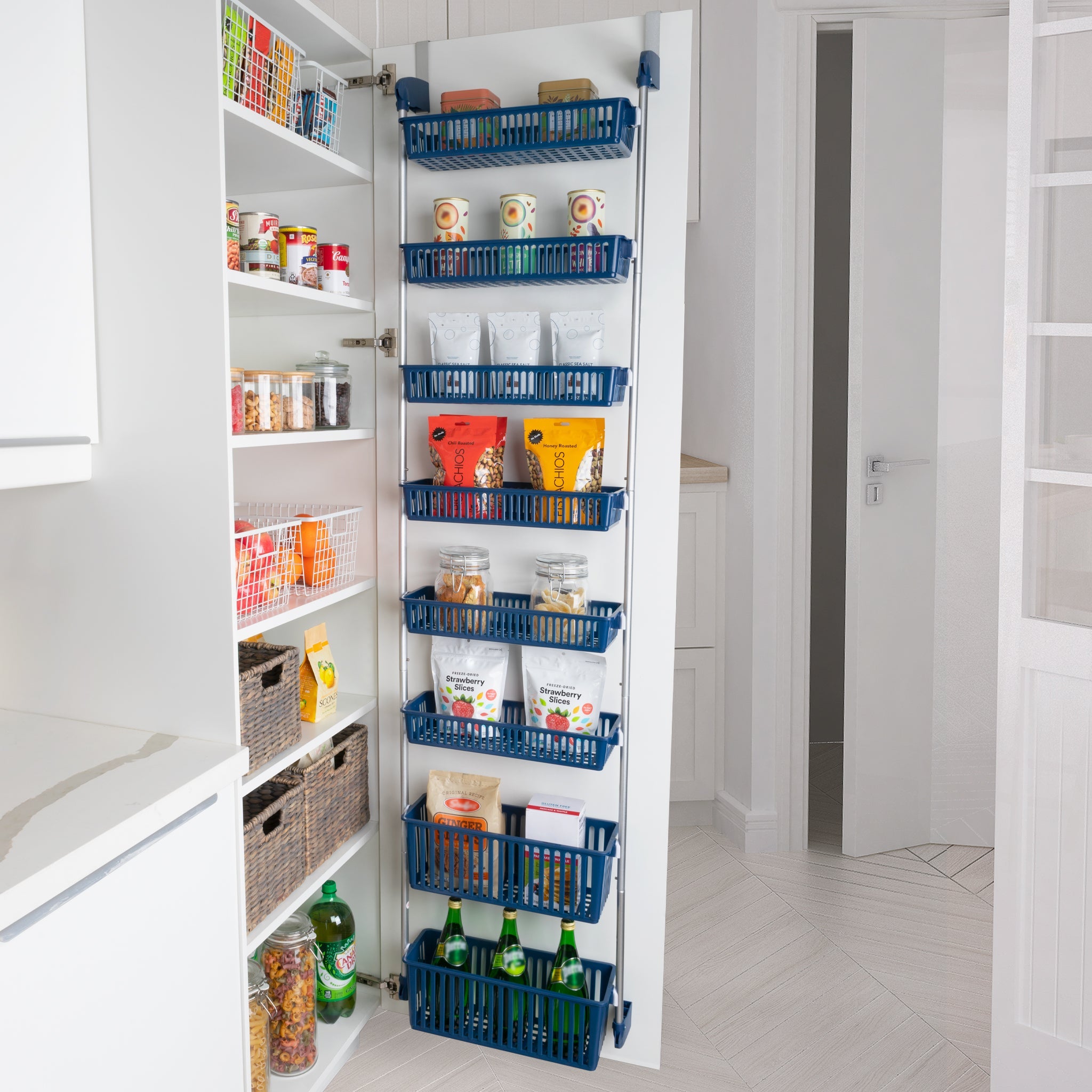 https://www.shopsmartdesign.com/cdn/shop/products/6-tier-over-the-door-metal-and-plastic-pantry-organizer-with-6-full-baskets-smart-design-kitchen-8005120-incrementing-number-372185.jpg?v=1679345607