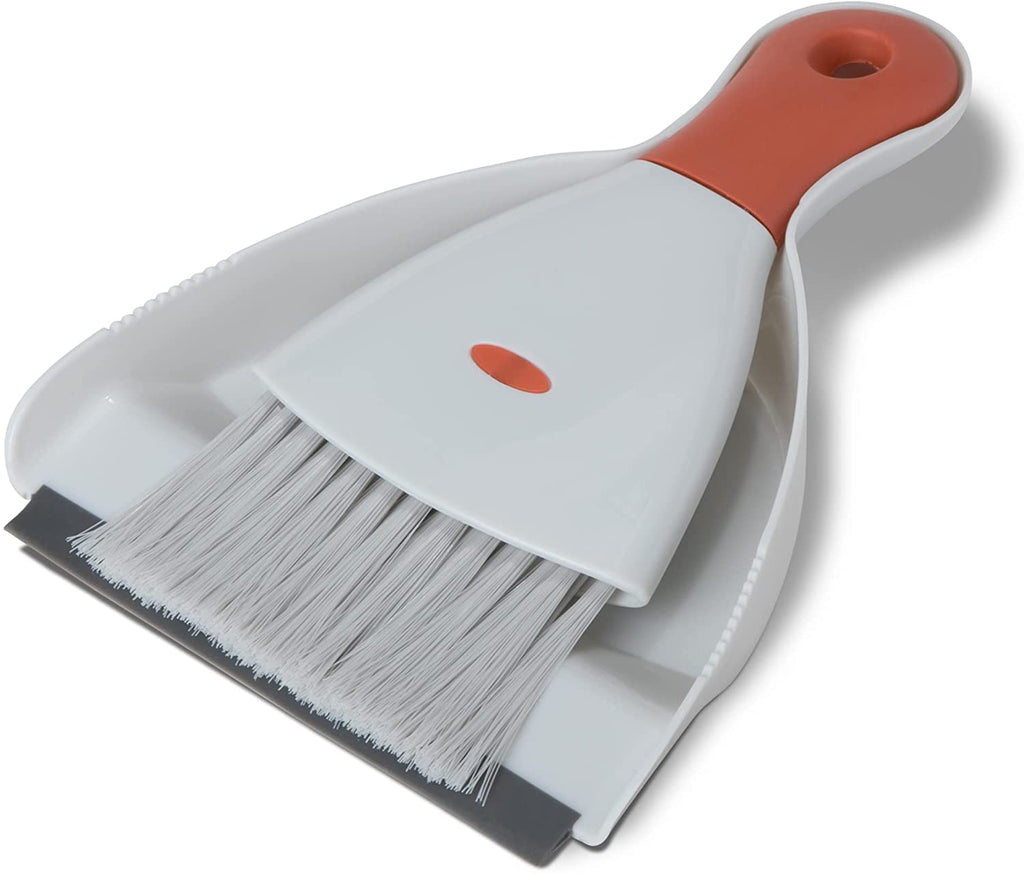 https://www.shopsmartdesign.com/cdn/shop/products/dustpan-and-brush-set-smart-design-cleaning-7001321-incrementing-number-982903_1024x1024.jpg?v=1679343084